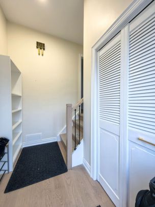 For Lease - 80 Baroness Crescent, Toronto, Ontario - Photo 1