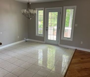 For Lease - 4 61st Street, Wasaga Beach, Ontario - Photo 1