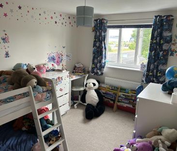 4 bedroom detached house to rent - Photo 6