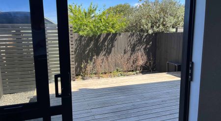 Mangere East, as new 4-bedroom townhouse - Photo 2