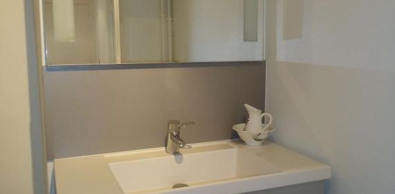 Location Appartement 3 pièces 62m² LE HAVRE 76600 - Photo 2