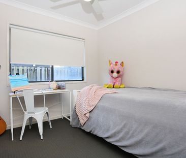 217 Riverstone Crossing Road, Maudsland QLD 4210 - House For Rent |... - Photo 3