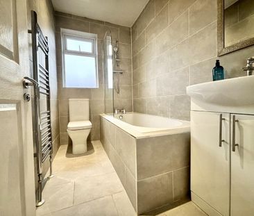 2 bedroom terraced house to rent - Photo 5
