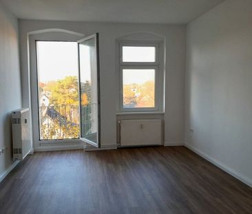 Sanierte 2-Zimmerwohnung mit Vinylboden - ab sofort verfügbar! - Photo 1