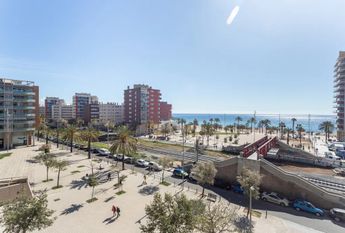 Plaça del Vaixell Maria Assumpta, Badalona, Catalonia 08912
