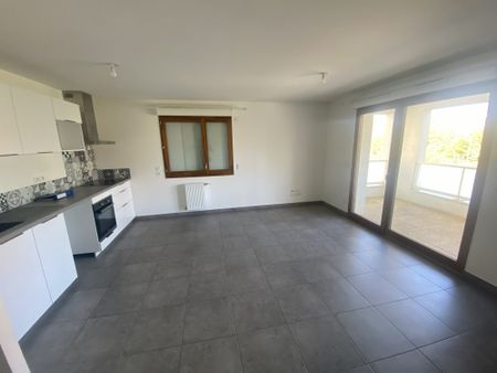 Location Appartement 2 pièces 48m² VILLEURBANNE 69100 - Photo 2