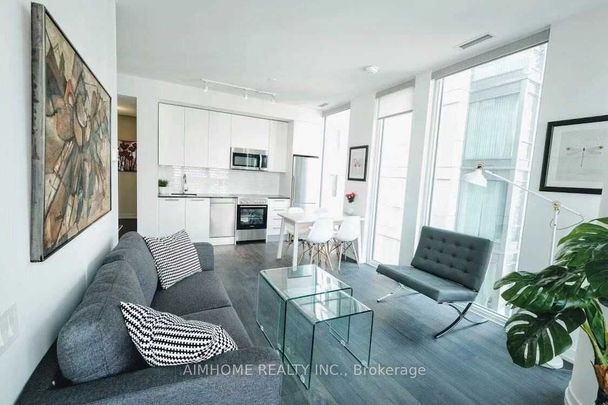 For Lease - 2191 Yonge Street Unit# 811 Master Bedroom, Toronto, Ontario - Photo 1