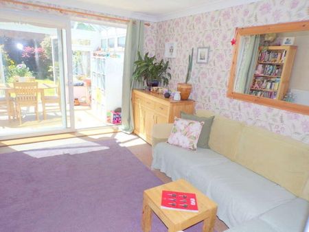 Cucklington Gardens, Bournemouth, BH9 - Photo 2