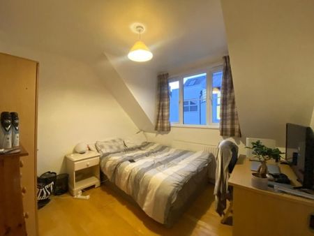 Lansdowne Street, Southsea - Photo 2