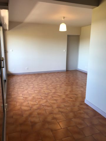 Location Appartement 2 pièces 44m² VAISON LA ROMAINE 84110 - Photo 3