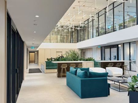 For Lease - 3079 Trafalgar Road Unit# 2010, Oakville, Ontario - Photo 4