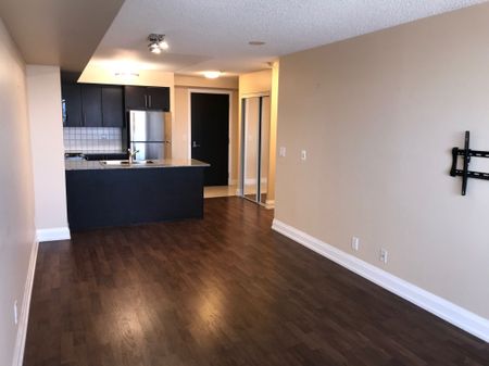 For Lease - 55 De Boers Drive Unit# 412, Toronto, Ontario - Photo 2