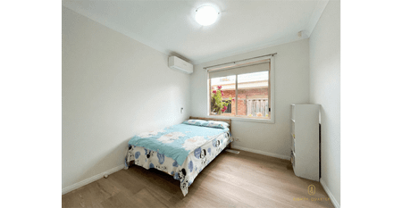 Fully Renovated 3-Bedroom Townhouse in Prime Location - Photo 3