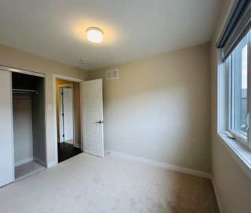 For Lease - 603 FENWICK Way, Barrhaven, Ontario - Photo 5