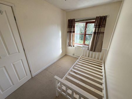 2 bedroom terraced house to rent - Photo 3