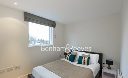 1 Bedroom flat to rent in Pump House Crescent, Brentford, TW8 - Photo 5