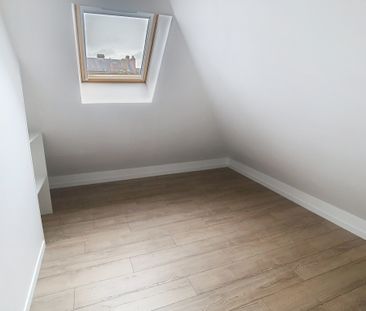 Location Appartement 1 pièce 32m² COUTANCES 50200 - Photo 2