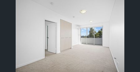 Light-filled apartment in a quiet mount druitt Cul-de-Sac - Photo 3