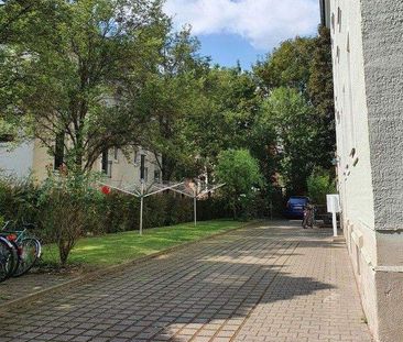 Wunderschöne Wohnung in Dresden-Löbtau! Wohnküche und alle Zimmer m... - Foto 2