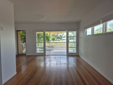 1 Nakina Street, 4215, Southport Qld - Photo 4