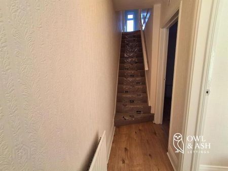 28 Rockview Street, Belfast, BT12 6JQ - Photo 3