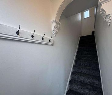 Cleckheaton Road, Oakenshaw, Bradford, BD12 - Photo 6