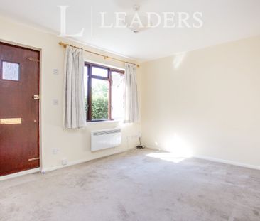 1 bedroom maisonette to rent Tintagel Way, Oriental Road, GU22 - Photo 5