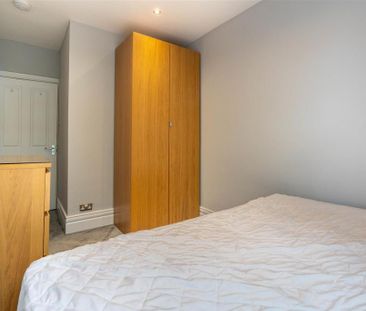 6 bedroom terraced house to rent - Photo 6