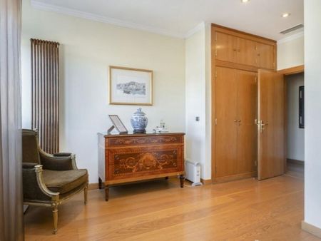 6 room luxury Flat for rent in Lisbon - Photo 4