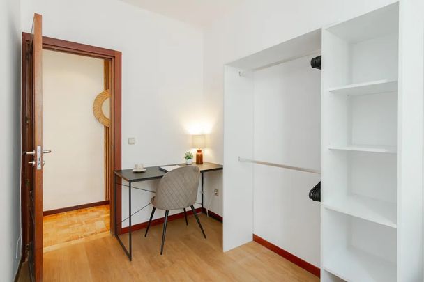 Calle de Fernández de la Hoz, Madrid, Community of Madrid 28010 - Photo 1