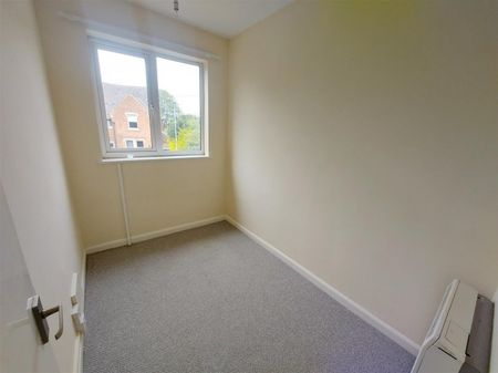 2 Bedroom Flat to Rent in Headlands, Kettering, Northants, NN15 - Photo 5