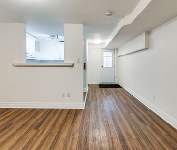 For Lease - 116 Gillard Avenue Unit# L, Toronto, Ontario - Photo 3