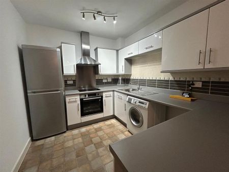 1 bedroom flat to rent - Photo 4