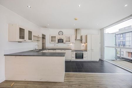 2 bedroom flat to rent - Photo 4