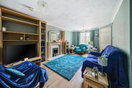 3 bedroom detached house to rent - Photo 3