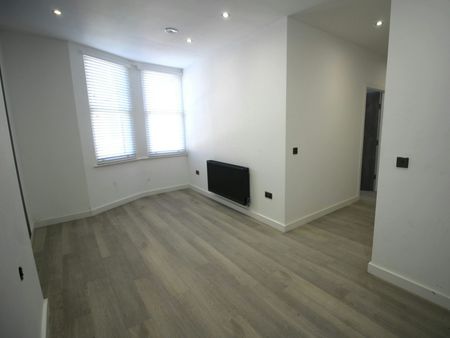 Apartment to rent on - Photo 5