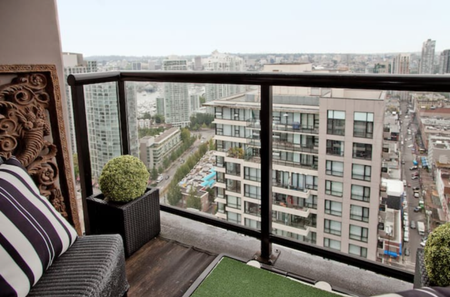 Yaletown Park II – 909 Mainland Street - Photo 4