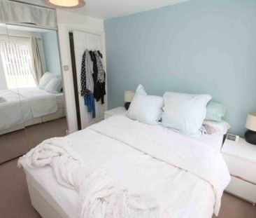 2 bed Maisonette for rent - Photo 3
