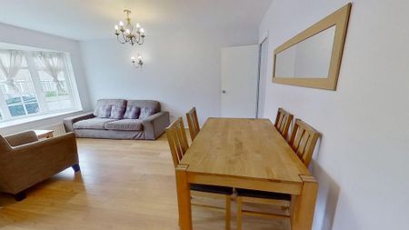 4 bedroom semi-detached house to rent - Photo 4