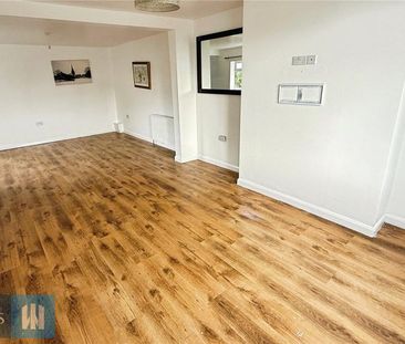 4 bedroom semi-detached house to rent - Photo 6