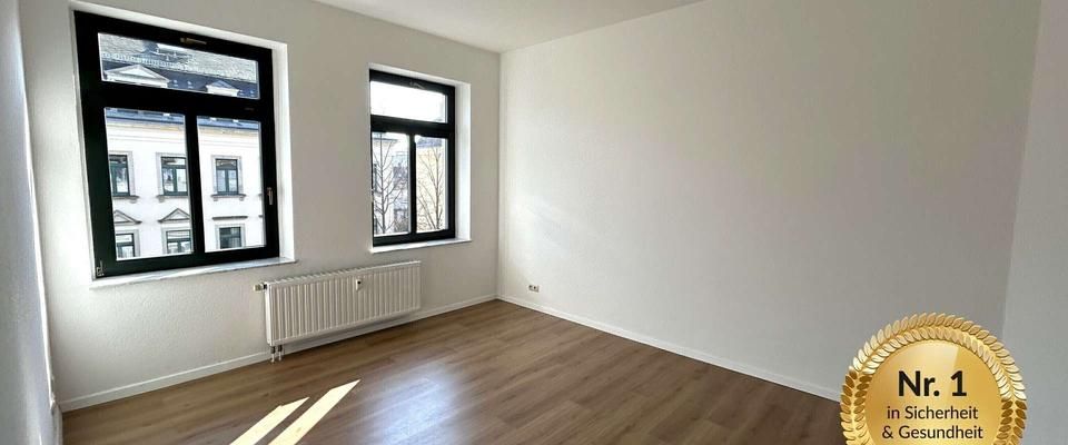 Moderne Einbauküche I Tageslichtbad mit Badewanne & Dusche I Abstellraum I PKW-Stellplatz verfügbar - Foto 1