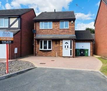 3 bedroom detached house to rent - Photo 2