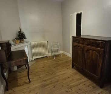 Location Appartement 3 pièces 72m² CHAMALIERES 63400 - Photo 4