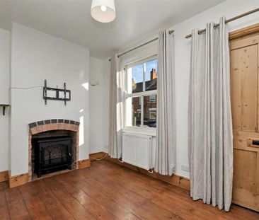 2 bedroom end of terrace house to rent - Photo 1