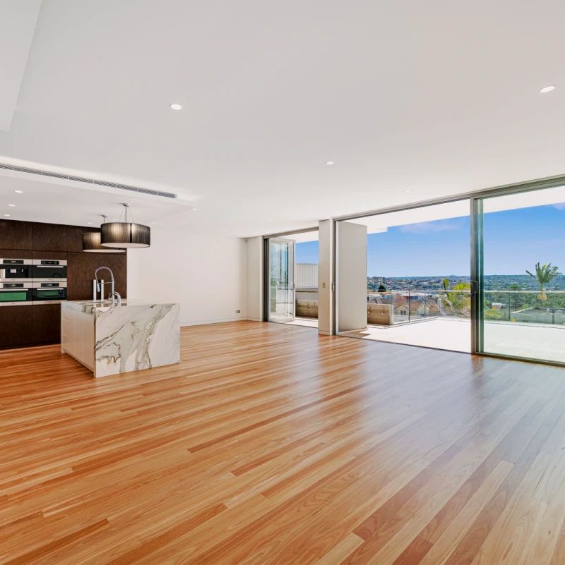 3Bedrooms, 3Bathrooms - Photo 1