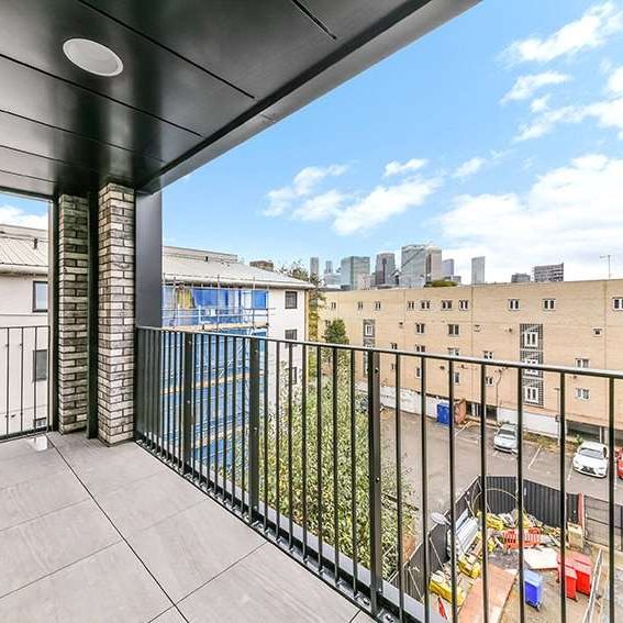 Aberfeldy Square, London, E14 0XA - Photo 1