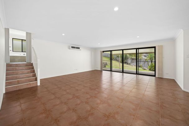 Ideal Family Home with a Spectacular Backyard! - Photo 1