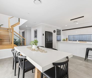 Beautifully designed, near new family home - Photo 6