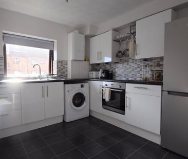 2 bedroom apartment to rent - Photo 6