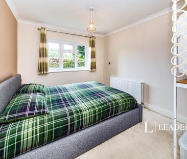3 bedroom bungalow to rent - Photo 4